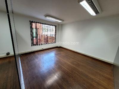 Office for rent in MOLINOS EL CHICO, Bogotá