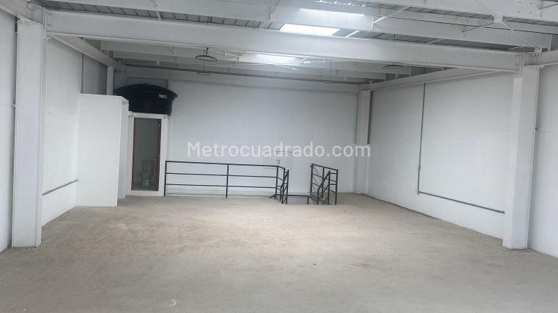 Local Comercial en Arriendo, EL RETIRO, Bogotá D.C. - Más