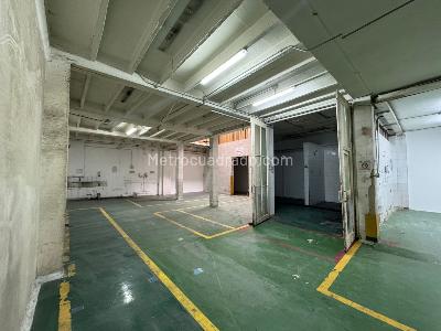 Warehouse for rent in MONTEVIDEO, Bogotá