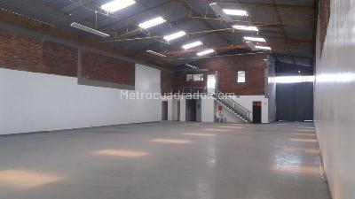 Bodega en Arriendo, MONTEVIDEO, Bogotá D.C.
