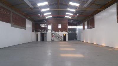 Warehouse for rent in MONTEVIDEO, Bogotá