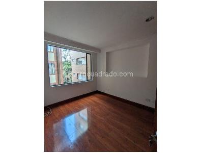 Apartamento de 2 alcobas en venta en Chico, Bogotá, 96 m² · foto 2 de 18