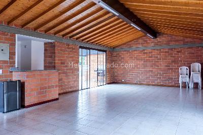 Apartamento de 3 alcobas en venta en El Poblado Castropol, Medellín, 79 m² · foto 18 de 20