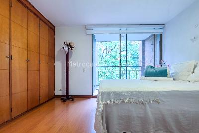 Apartamento de 3 alcobas en venta en El Poblado Castropol, Medellín, 79 m² · foto 8 de 20
