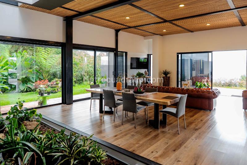 Casa – Envigado, El Peñasco - Más