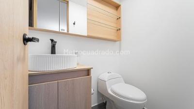 Apartamento de 1 alcoba en venta en El Poblado, Medellín, 60 m² · foto 11 de 13