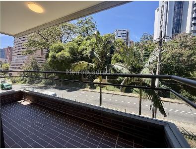 Apartamento de 1 alcoba en venta en El Poblado, Medellín, 60 m² · foto 4 de 13