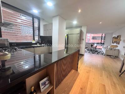 Apartamento de 3 alcobas en venta en Chico Norte, Bogotá, 186 m² · foto 3 de 13