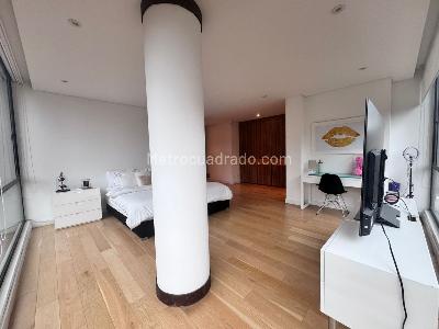 Apartamento de 3 alcobas en venta en Chico Norte, Bogotá, 186 m² · foto 8 de 13