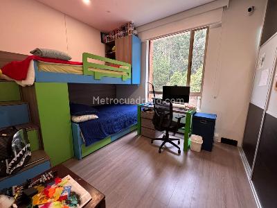 Apartamento de 3 alcobas en venta en Cedros De Los Alpes, Bogotá, 228 m² · foto 10 de 20