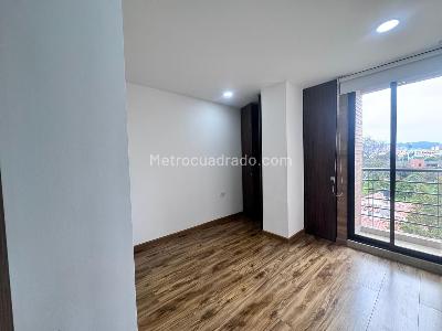Apartamento de 3 alcobas en venta en Cedritos, Bogotá, 95 m² · foto 8 de 15