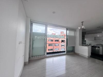 Apartamento de 2 alcobas en venta en Chico Norte, Bogotá, 85 m² · foto 14 de 15