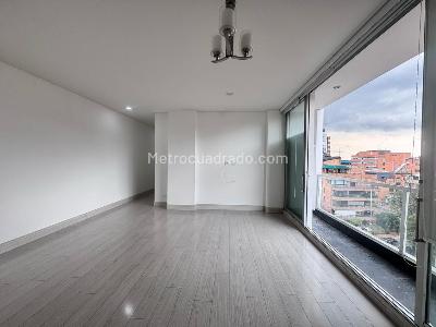 Apartamento de 2 alcobas en venta en Chico Norte, Bogotá, 85 m² · foto 7 de 15