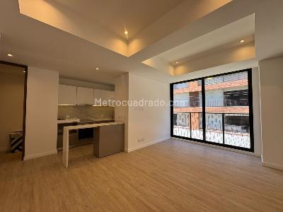 Apartamento en venta en Chico Navarra, Bogotá · foto 2 de 14