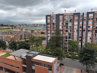 Apartamento en venta en Centro, Chía · foto 2 de 20