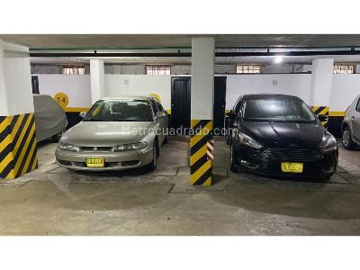Apartamento de 3 alcobas en venta en Los Rosales, Bogotá, 147 m² · foto 18 de 19