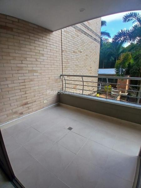 Modern 2BR Apartment with 4 Baths in El Poblado - 7