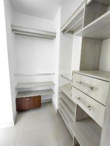 Apartamento de 2 alcobas en arriendo en Intermedia, Envigado, 75 m² · foto 10 de 13