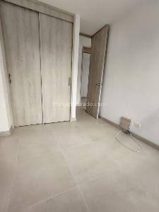 Apartamento de 2 alcobas en arriendo en Intermedia, Envigado, 75 m² · foto 2 de 13