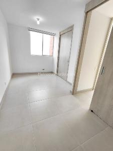 Apartamento de 2 alcobas en arriendo en Intermedia, Envigado, 75 m² · foto 7 de 13