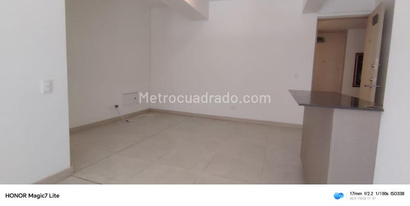 3BR Apartment with Pool in Las Vegas - 2