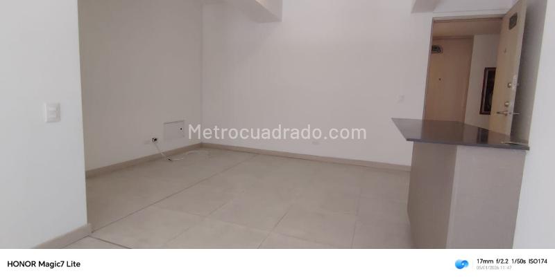 3BR Apartment with Pool in Las Vegas - 4