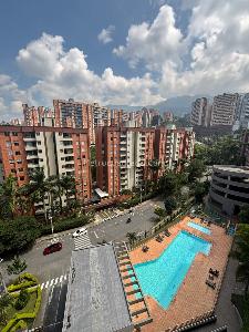Apartamento de 3 alcobas en arriendo en Cumbres, Envigado, 96 m² · foto 4 de 15