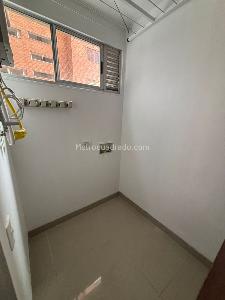 Apartamento de 3 alcobas en arriendo en Cumbres, Envigado, 96 m² · foto 5 de 15