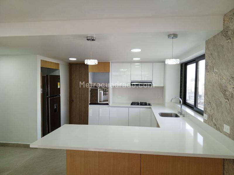 Apartamento Elegante de 3 Alcobas en Lalinde - 3