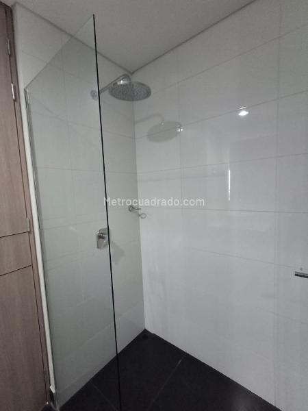 Apartamento de 2 Alcobas en Los Balsos con Amenidades - 7