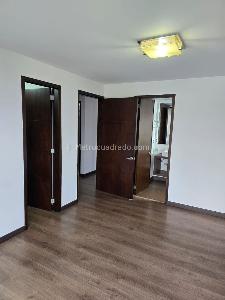 Apartamento en arriendo en Castropol, Medellín · foto 16 de 19