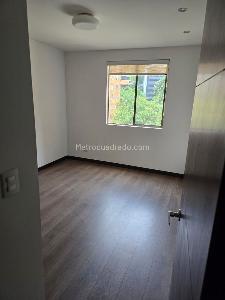 Apartamento en arriendo en Castropol, Medellín · foto 19 de 19