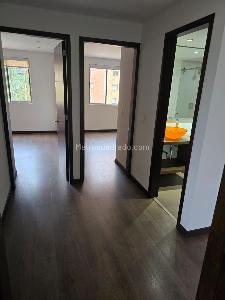 Apartamento en arriendo en Castropol, Medellín · foto 2 de 19