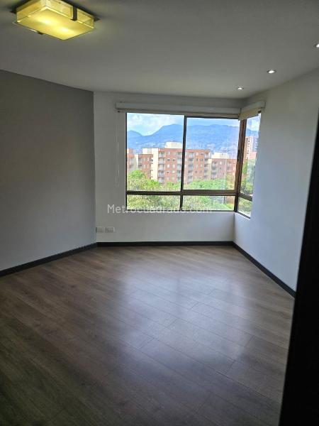 Apartamento Moderno de 3 Alcobas en Castropol con Doble Parqueadero - 5