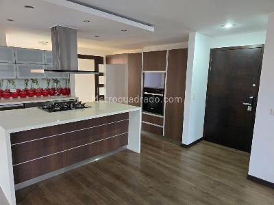 Apartamento en arriendo en Castropol, Medellín · foto 8 de 19