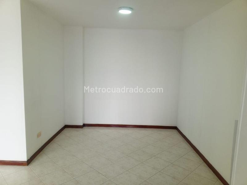 Apartamento en Arriendo, El portal, Envigado - 3