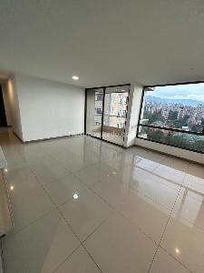 Apartamento de 3 alcobas en arriendo en Altos Del Poblado, Medellín, 95 m² · foto 2 de 17