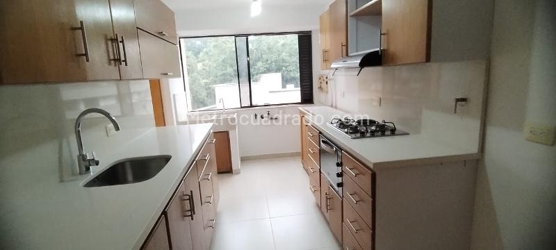 Modern 3BR Apartment with Great Amenities in El Poblado - 3