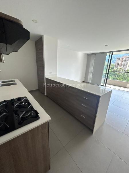 2BR Apartment in LOMA DEL ESCOBERO (80 m²) - 4