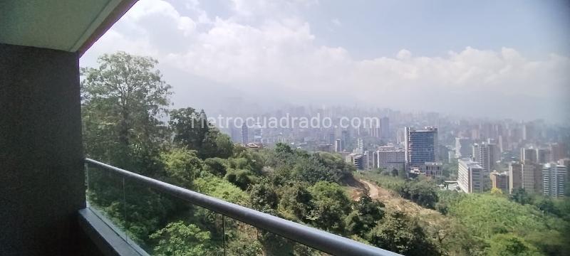 Modern 2BR Apartment in Alto de Las Palmas - 5