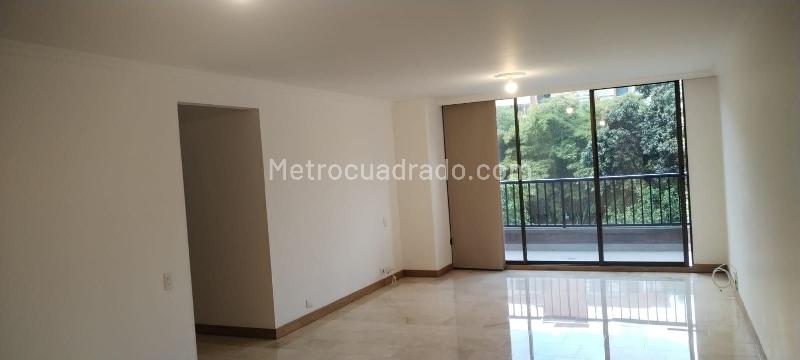 Stylish 3BR Apartment with Gym in El Poblado