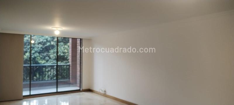 Apartamento con estilo de 3 Alcobas en El Poblado con gimnasio - 8