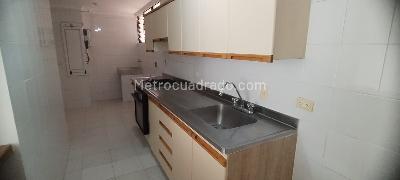Apartamento de 3 alcobas en arriendo en Los Balsos, Medellín, 120 m² · foto 2 de 17