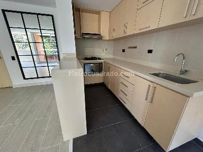 Apartamento de 1 alcoba en arriendo en Loma Del Esmeraldal, Envigado, 78 m² · foto 5 de 15