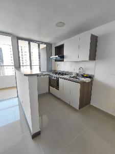 Apartamento de 3 alcobas en arriendo en Vegas De La Doctora, Sabaneta, 80 m² · foto 4 de 11