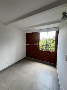 Apartamento de 3 alcobas en arriendo en Envigado, 70 m² · foto 10 de 16
