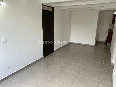 Apartamento de 3 alcobas en arriendo en Envigado, 70 m² · foto 2 de 16