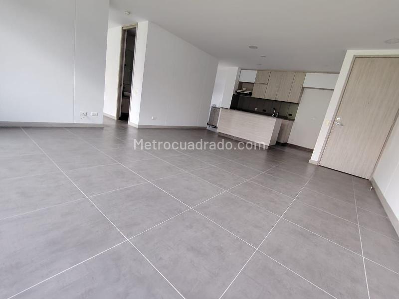 2BR Apartment in LOMA DEL ESCOBERO (96 m²) - 2