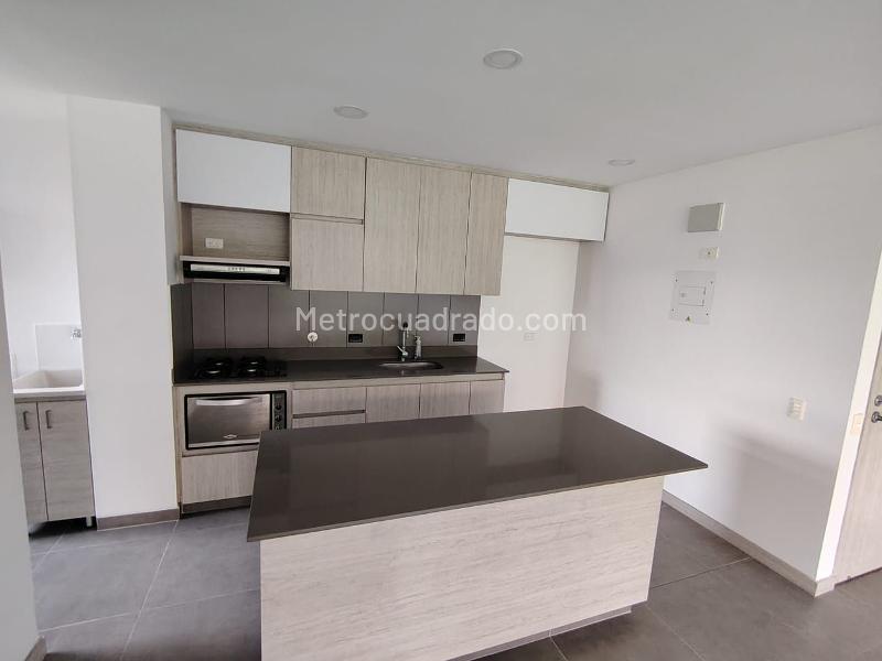 2BR Apartment in LOMA DEL ESCOBERO (96 m²) - 5