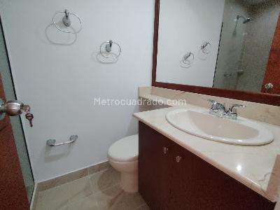 Apartamento en arriendo en La Frontera, Envigado · foto 11 de 16